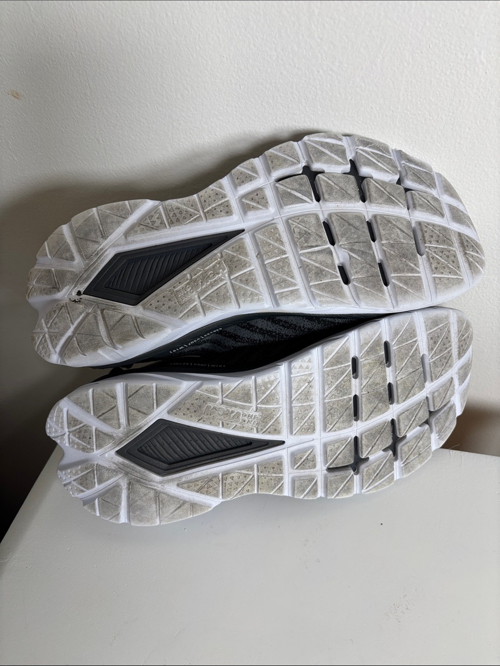 HOKA Mach 5 ProFly+ Running Shoes – Black/White – Women's 9 Wide (D) - Picture 10 of 15